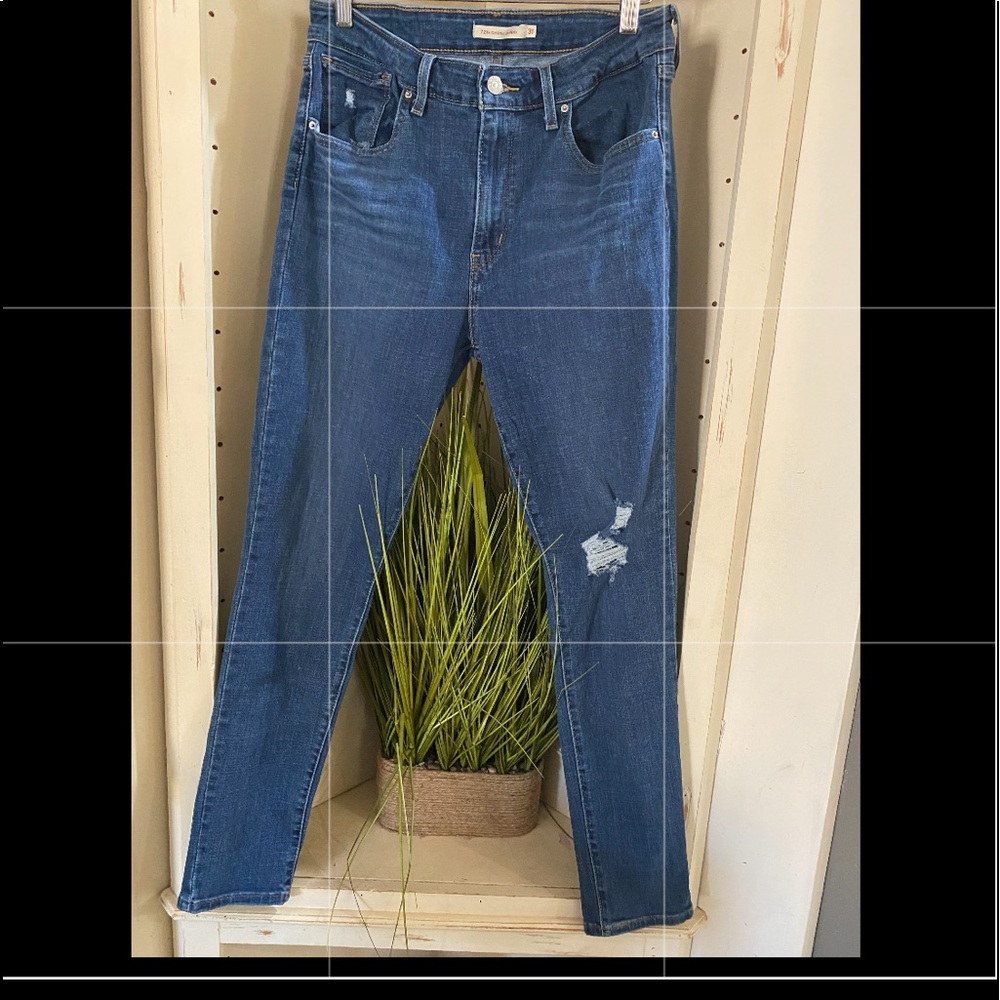 721 Levi’s high rise skinny jean